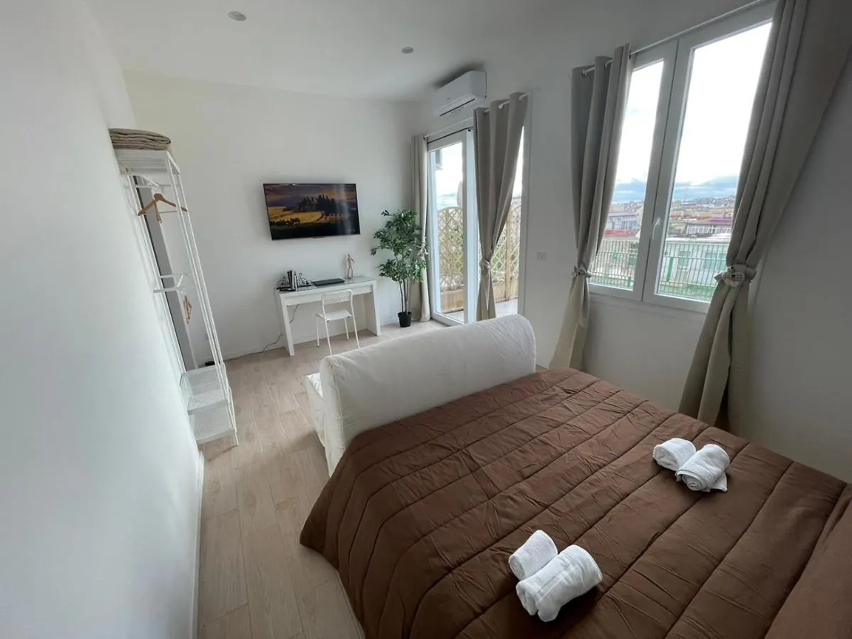 Attico Al Vomero Nápoles Apartamento